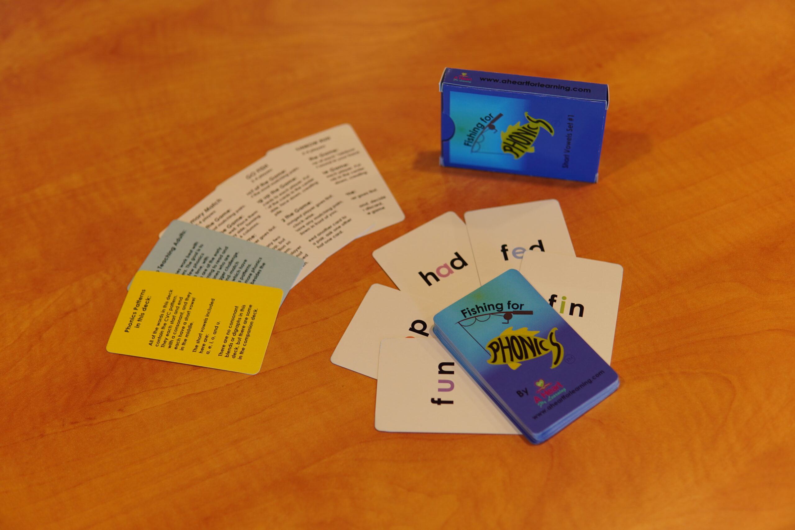 Phonics Card Deck: Short Vowels Set #1